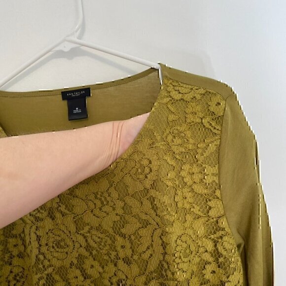 ANN TAYLOR Factory Split Pea Green Floral Lace Overlay Front Long Sleeve Tee Top - Picture 5 of 10